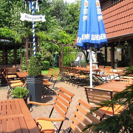 Akzent Hotel Cordes & Restaurant Am Rosengarten Sottorf Bagian luar foto